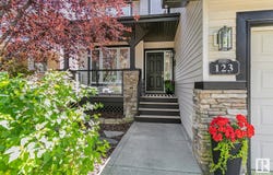 123 CALDWELL WY NW, Edmonton, Alberta T6M2X1