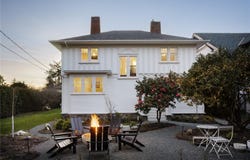 1174 Monterey Ave, Oak Bay, British Columbia V8S4V6