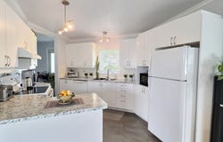 1633 Rue Principale, Granby, Quebec J2J0M7
