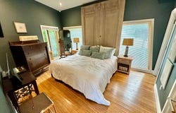 5994 River Grove Avenue, Mississauga, Ontario L5M4Z8