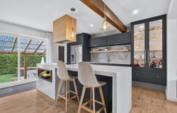 119 Rue Matte, Beauport, Quebec G1E4X3