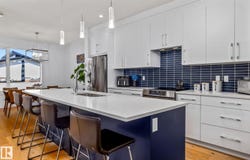 10312 78 st NW, Edmonton, Alberta T6A3E5