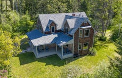 1615 Campbell Road, Golden, British Columbia V0A1H7