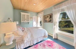 4 Spruce Street, Lake Of Bays, Ontario P0B 1A0