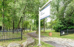 995 Rue du Lac-de-Mai, Fabreville, QC H7P3M3, CA, Fabreville, Quebec H7P3M3