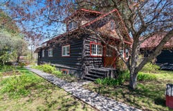 133 Av. Perrault, Val-dOr, QC J9P2G8, CA, Val-d'Or, Quebec J9P2G8