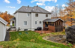 70 Rue Elm, Shannon, Quebec G3S0R9