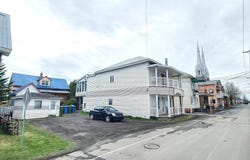 20-22 Rue St-Pierre E., Val-Brillant, Quebec G0J3L0