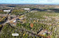 Ch. de la Rivière-du-Loup, Mont-Carmel, Quebec G0L1W0