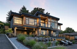 928 Claremont Ave, Saanich, British Columbia V8Y 1K3