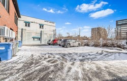 86 Av. Donegani, Pointe-Claire, Quebec H9R2V4