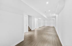 10 Breezeway Cre, Richmond Hill, Ontario L4S1V7
