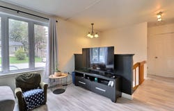 1555-1557 Rue de Calais, La Haute-Saint-Charles, Quebec G3K1J1