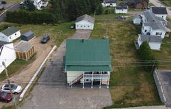 537-539 Rue St-Laurent, Saint-Siméon, QC G0T1X0, CA, Saint-Siméon, Quebec G0T1X0