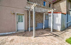 11 Thackeray Crescent, Barrie, Ontario L4N6J6