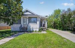 15 Rue St-Jacques, Val-d'Or, Quebec J9P2W7