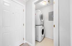 33718 King Road 301, Abbotsford, British Columbia V2S 8J3