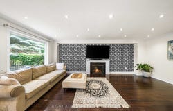 5 Stave Crescent, Richmond Hill, Ontario L4C9K4