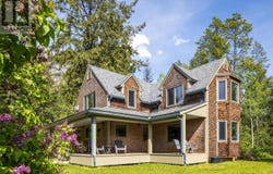 1615 Campbell Road, Golden, British Columbia V0A1H7