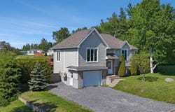182 Rue du Sieur, Rimouski, Quebec G5M1E4