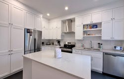340 Av. Grosvenor, Westmount, Quebec H3Z2M2