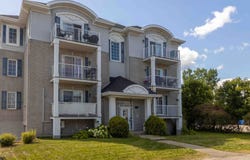 1240 Rue François-Corbeil, Terrebonne, QC J6W6G8, CA, Terrebonne, Quebec J6W6G8