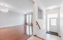 6 Martell Gate, Aurora, Ontario L4G0C4