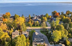 2265 Lakeshore Road, Burlington, Ontario L7R1B1