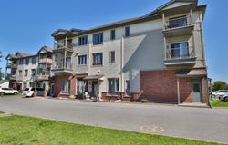 6940 Rue Laframboise, Saint-Hyacinthe, QC J2R1G4, CA, Saint-Hyacinthe, Quebec J2R1G4