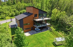 901 Prom. du Lac, Cowansville, Quebec J2K3X6