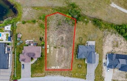 8 Deanna Drive, Wasaga Beach, Ontario L9Z1J5