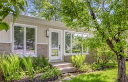 7168 Rue des Lynx, Charlesbourg, Quebec G1G1B9