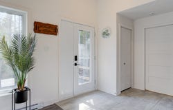 376 Ch. du Lac-Lili, Chertsey, Quebec J0E 1X0