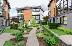 1515 Highland Drive, Kelowna, British Columbia V1Y0C9