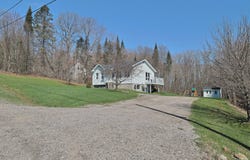 520 Rue des Anémones, Mont-Laurier, QC J9L3G3, CA, Mont-Laurier, Quebec J9L3G3