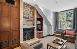 150 Ch. du Curé-Deslauriers 315, Mont-Tremblant, Quebec J8E 1C9
