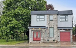 475 Donlands Avenue, Toronto, Ontario M4J3S4