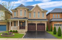 90 Maplebank Crescent, Whitchurch-Stouffville, Ontario L4A0R8