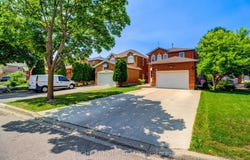 3310 Greenbelt Crescent, Mississauga, Ontario L5N5X1