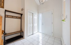 625 Rue De Verrazano, Boucherville, QC J4B7P9, CA, Boucherville, Quebec J4B7P9