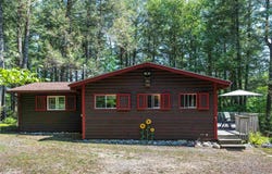 569 Peters Point Road, South Brookfield, Nova Scotia B0T 1X0
