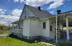 128 Rue St-Pierre, Causapscal, Quebec G0J1J0