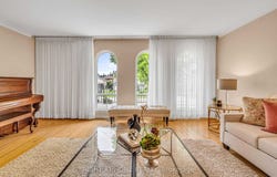 5 Poplar Heights Drive, Toronto, Ontario M9A5A1