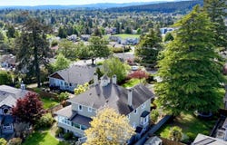 4423 Tyndall Avenue, Saanich, British Columbia V8N 3S3
