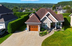 8 Rue des Pins, Clermont, QC G4A1H4, CA, Clermont, Quebec G4A1H4
