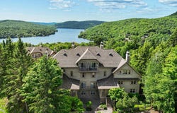 166 Rue du Mont-Plaisant 2, Mont-Tremblant, Quebec J8E 1L2
