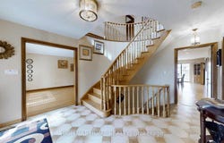 71 Fairview Road W, Mississauga, Ontario L5B1K7
