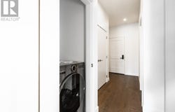 9570 Fifth Street, Sidney, British Columbia V8L2W5