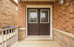 166 Gardiner Drive, Bradford West Gwillimbury, Ontario L3Z0J5