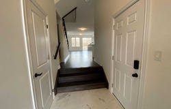 1323 Chee Chee Landing, Milton, Ontario L9E1L3